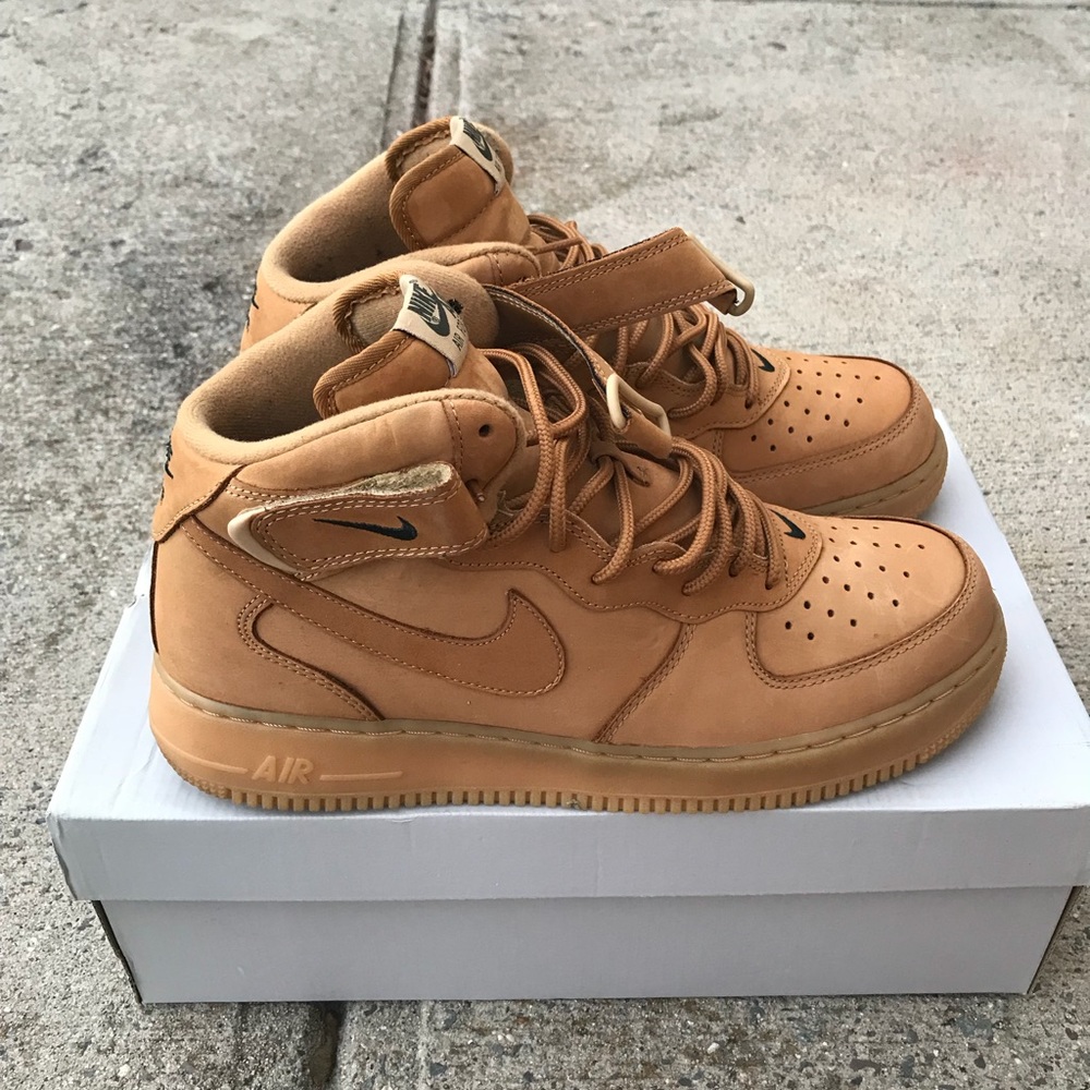 Nike Air Force Mid - Wheat